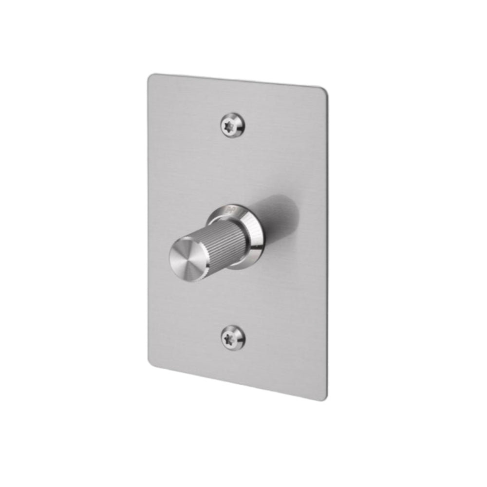 1G Dimmer / Vertical / 250W Retractive / Linear / Steel