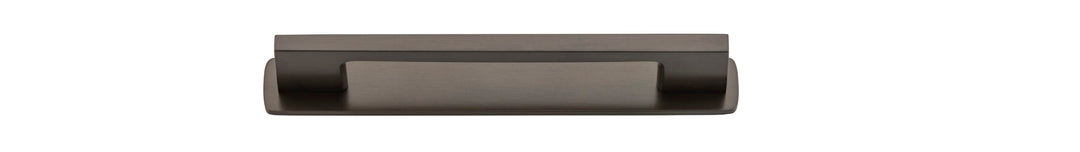 Cali Cabinet Pull with Backplate Signature Brass CTC 128mm