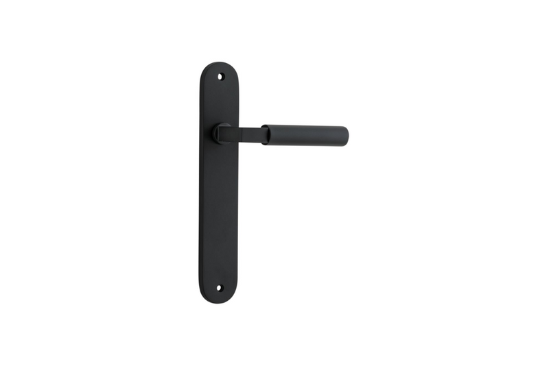 Berlin Lever Oval Matt Black