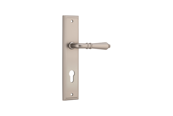 Sarlat Lever Stepped Satin Nickel