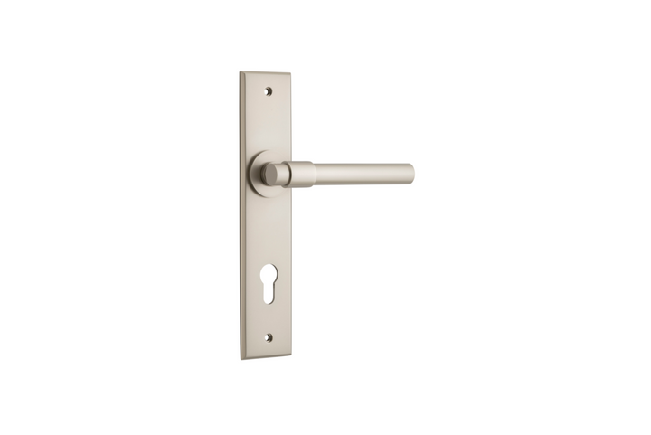 Helsinki Lever Chamfered Satin Nickel