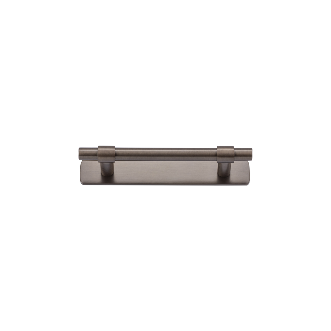 Helsinki Cabinet Pull with Backplate Signature Brass CTC 96mm