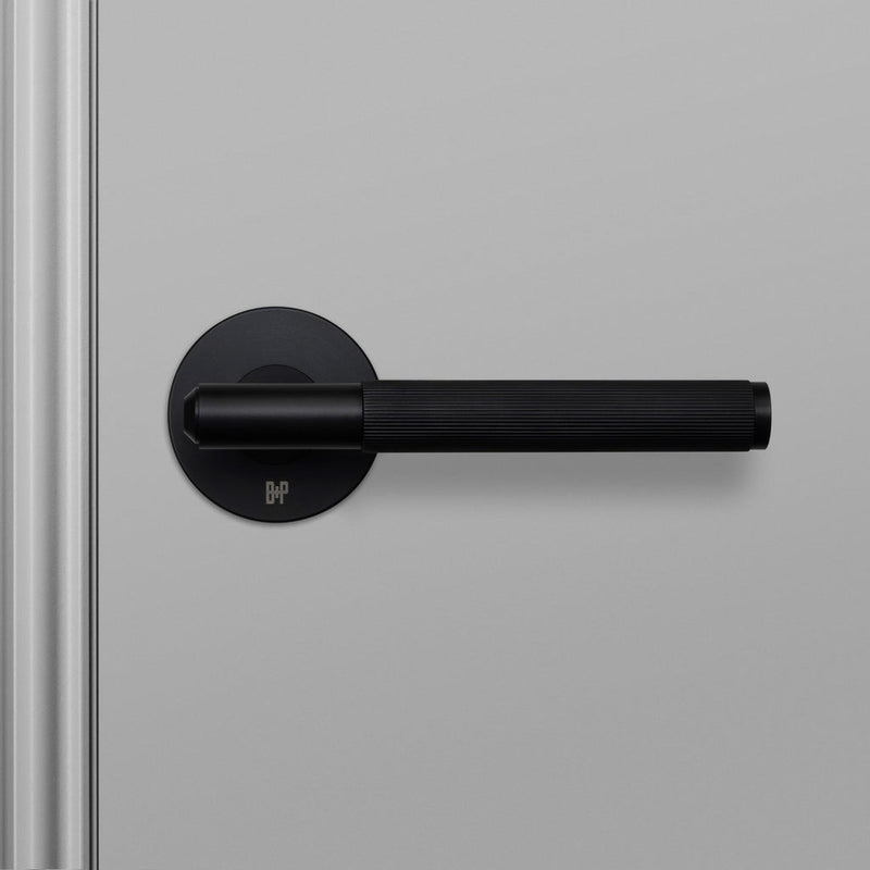 Door Handle / Linear / Sprung / Passage / Welders Black