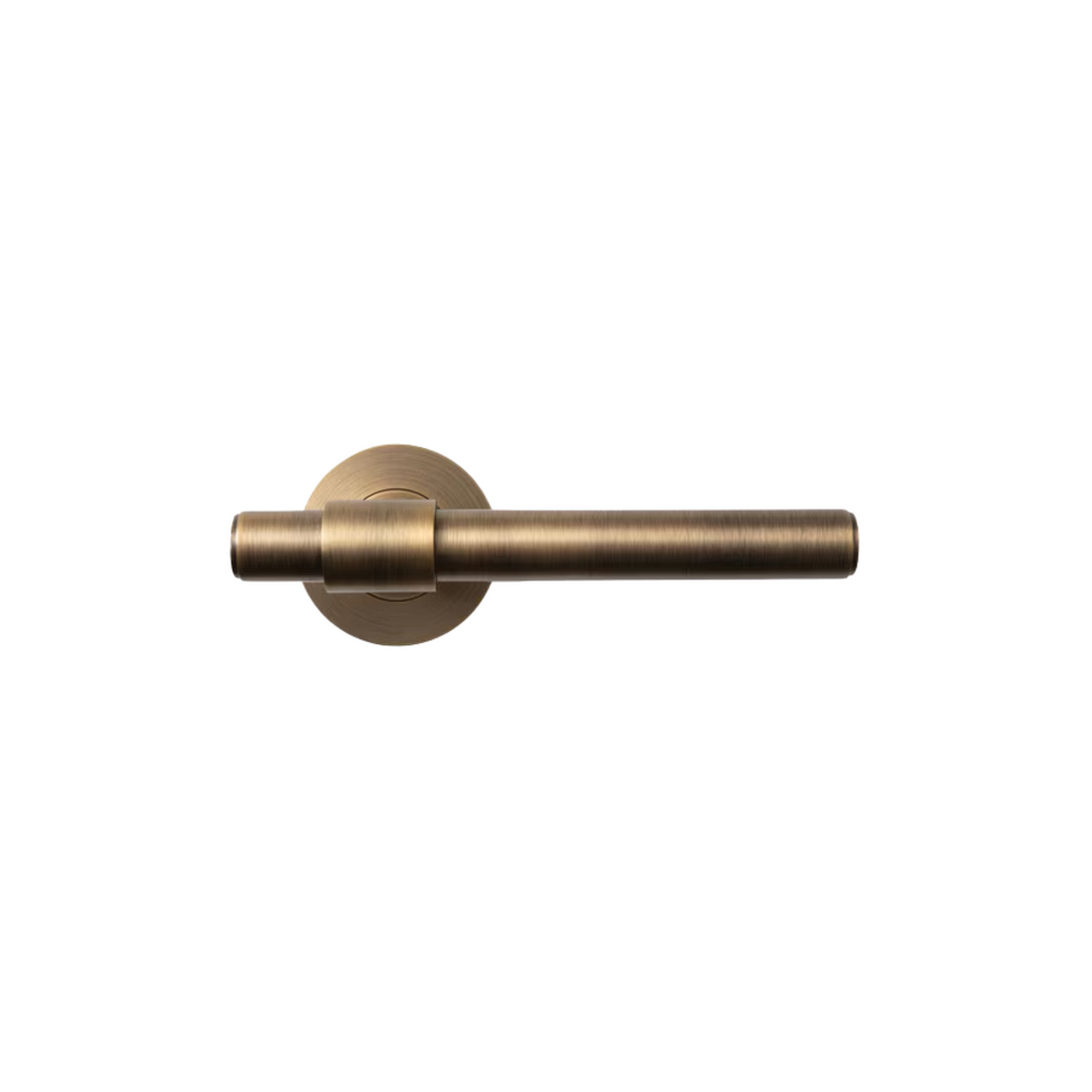 Belgravia Plain Lever Handle Set Dark Brushed Brass