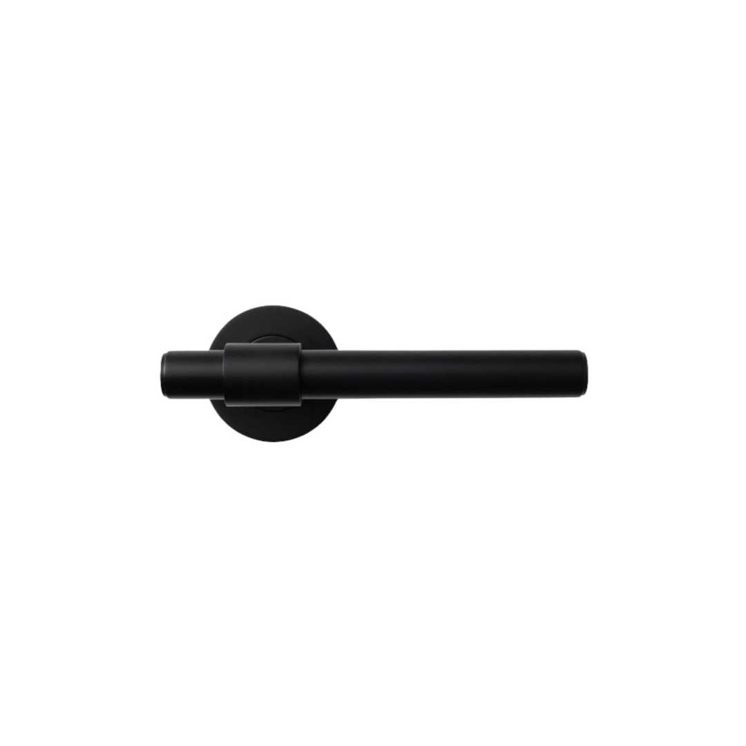 Belgravia Plain Lever Handle Set Matt Black