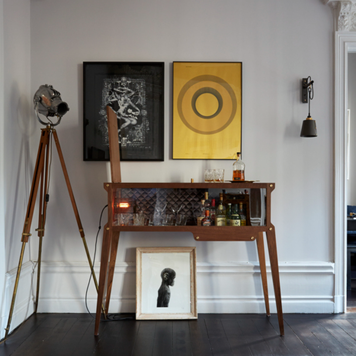 Hooked Wall / Small / Graphite / Brass