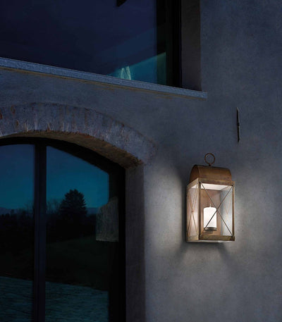 Lanterne Brass Accent Outdoor Wall Light