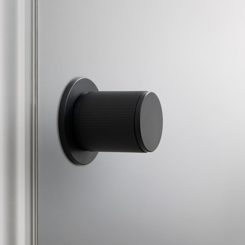 Door Knob / Linear / Welders Black