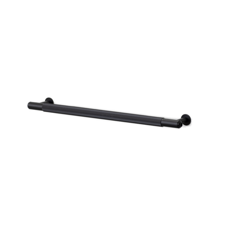 Pull Bar / Linear / Black / Medium