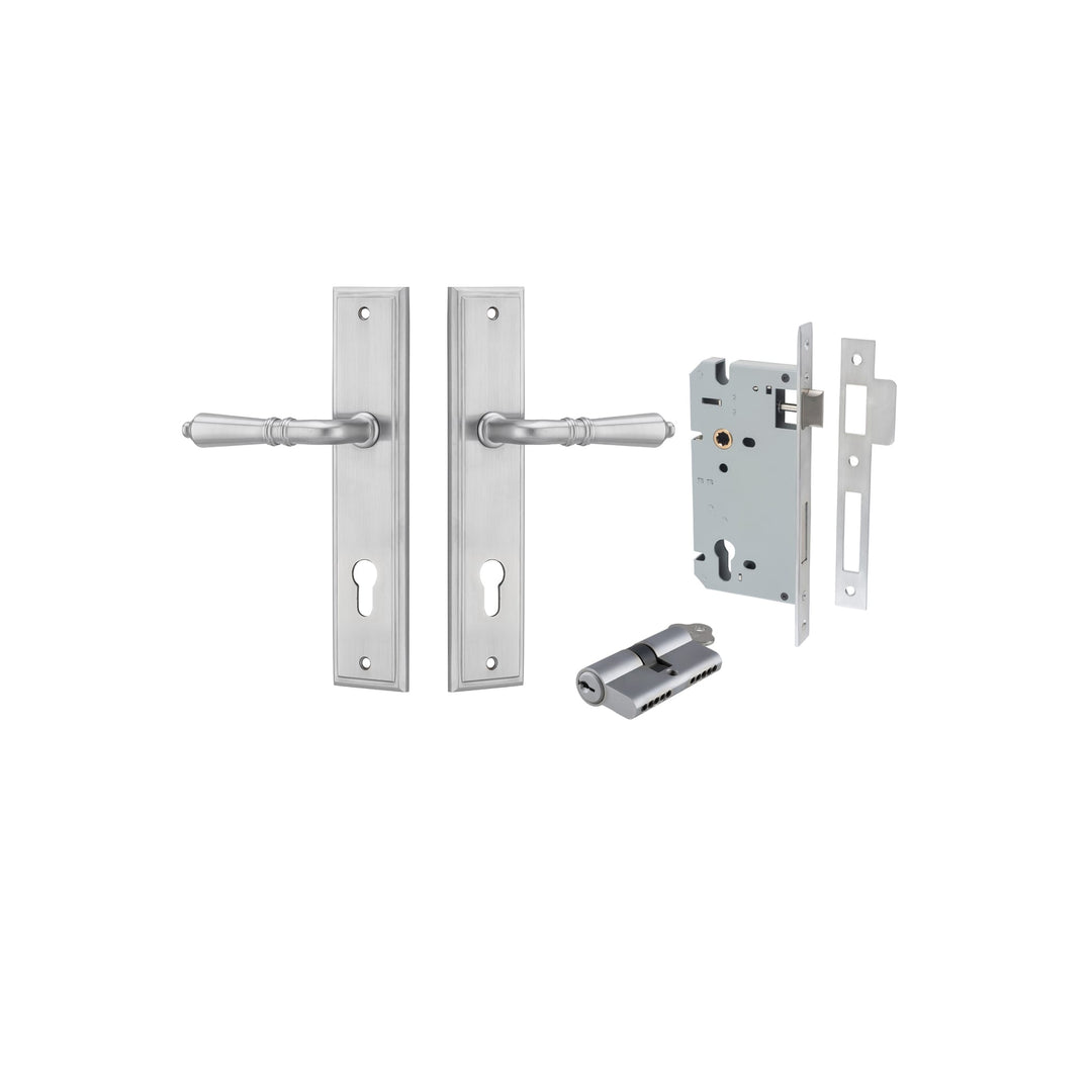 Sarlat Lever Stepped Brushed Chrome Entrance Kit - Key/Key
