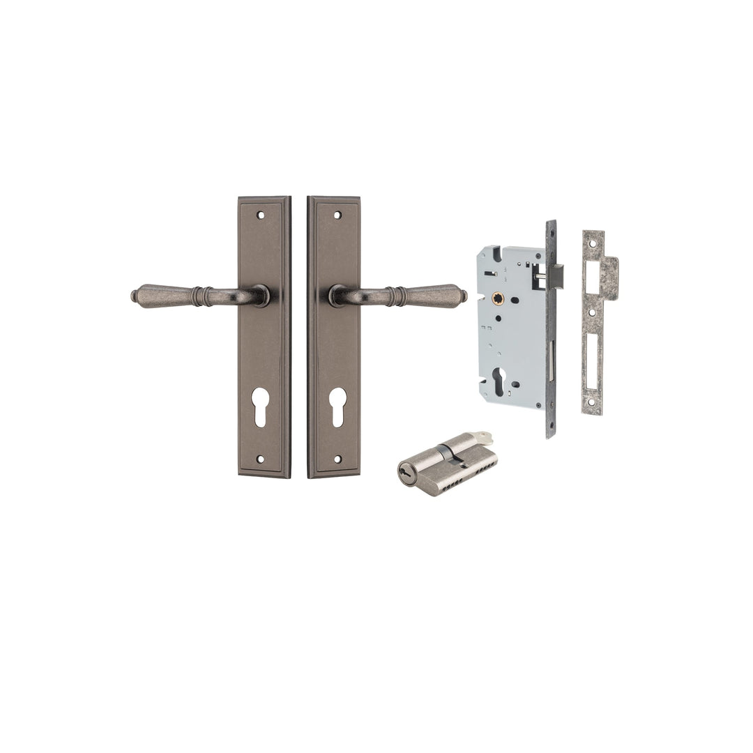 Sarlat Lever Stepped Distressed Nickel Entrance Kit - Key/Key