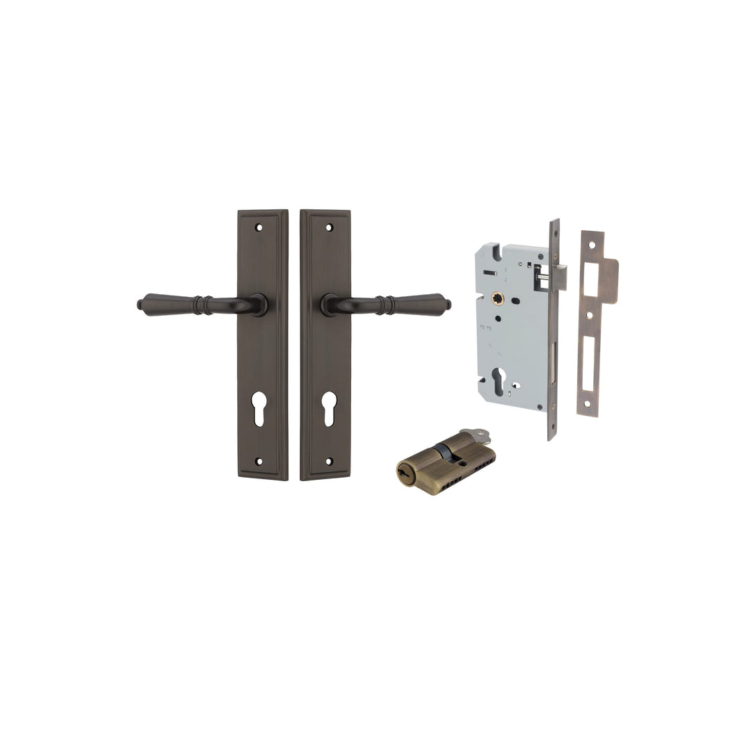 Sarlat Lever Stepped Signature Brass Entrance Kit - Key/Key