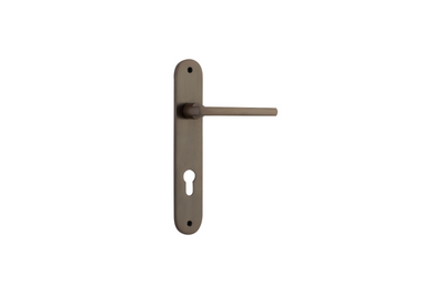 Baltimore Lever Oval Signature Brass