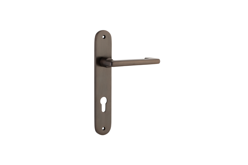 Baltimore Return Lever Oval Signature Brass