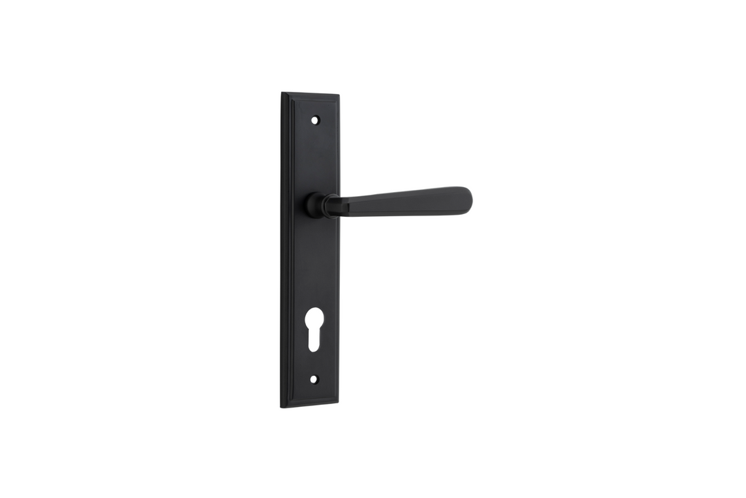 Copenhagen Lever Stepped Matt Black