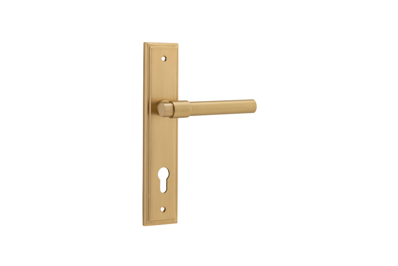 Helsinki Lever Stepped Brushed Brass