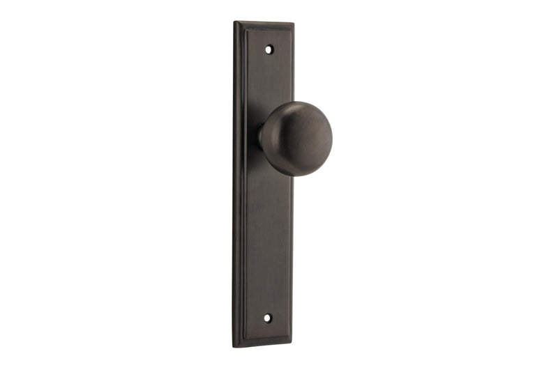 Cambridge Knob Stepped Signature Brass