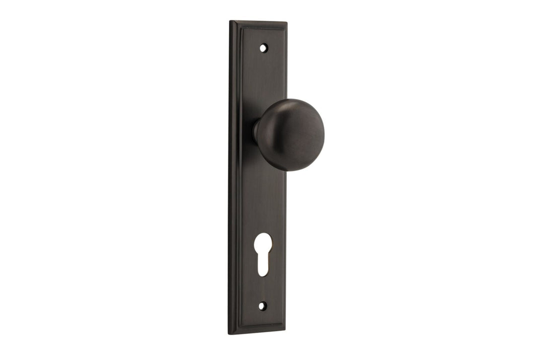 Cambridge Knob Stepped Signature Brass