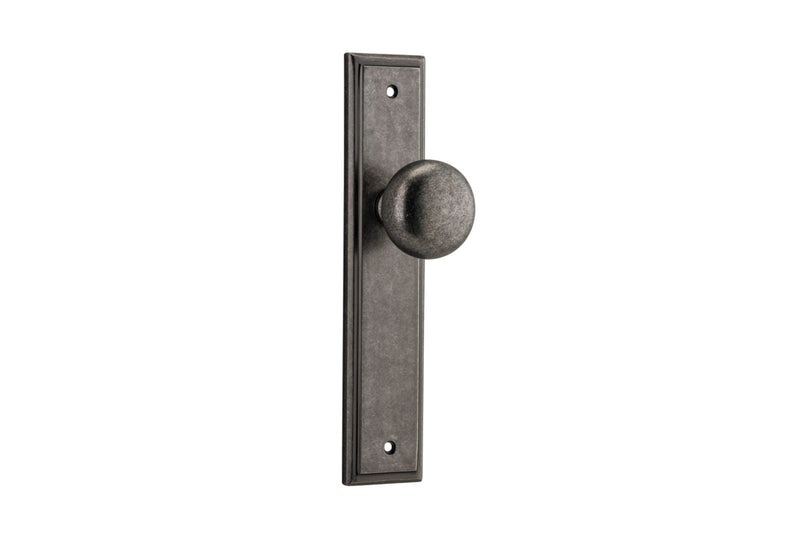 Cambridge Knob Stepped Distressed Nickel