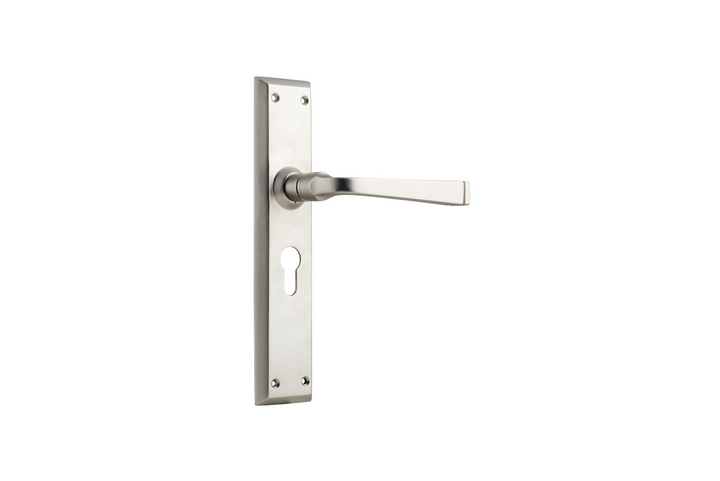 Menton Lever Satin Nickel