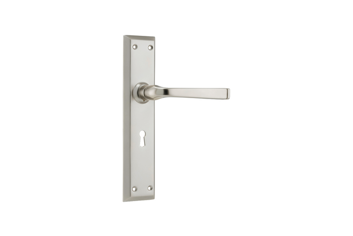 Menton Lever Satin Nickel
