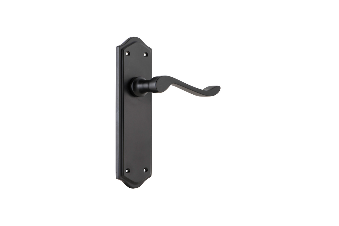 Henley Lever Matt Black